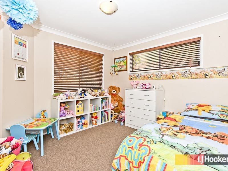 23 Azalea Crescent, Fitzgibbon QLD 4018