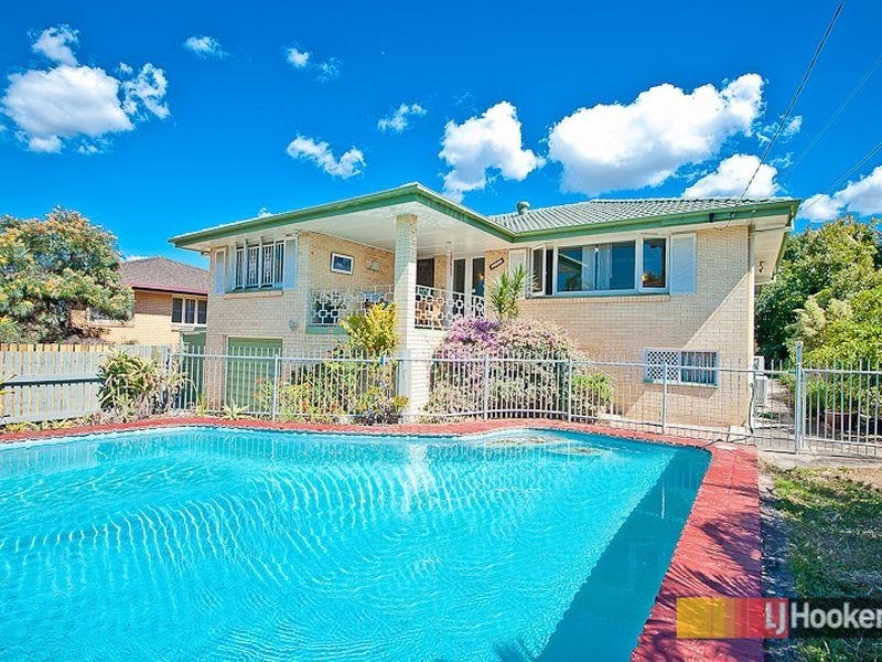 12 Fairlane Street, Chermside West QLD 4032