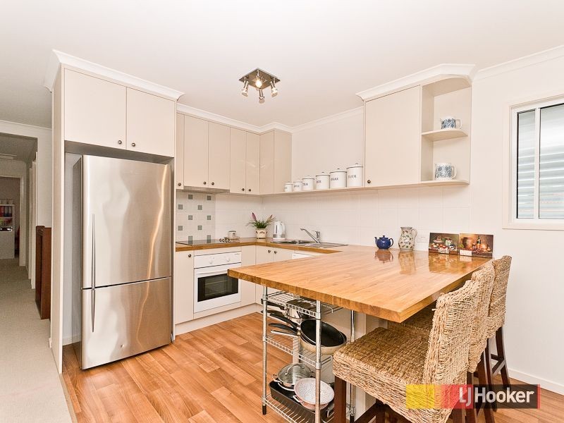 19 Agnes Street, Shorncliffe QLD 4017