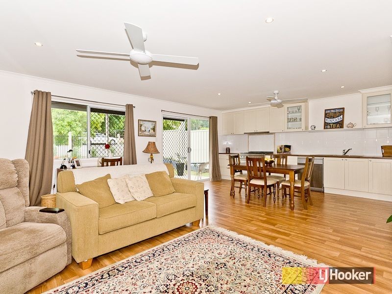 19 Agnes Street, Shorncliffe QLD 4017