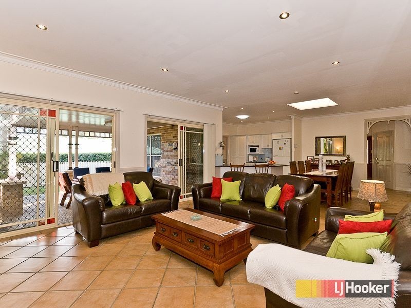 18 Whipbird Place, Aspley QLD 4034