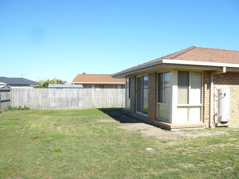 30 Silkyoak Circuit, Fitzgibbon QLD 4018