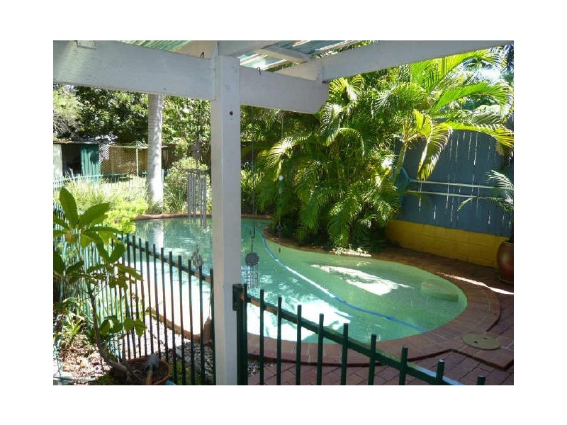 12 Backford Street, Chermside West QLD 4032