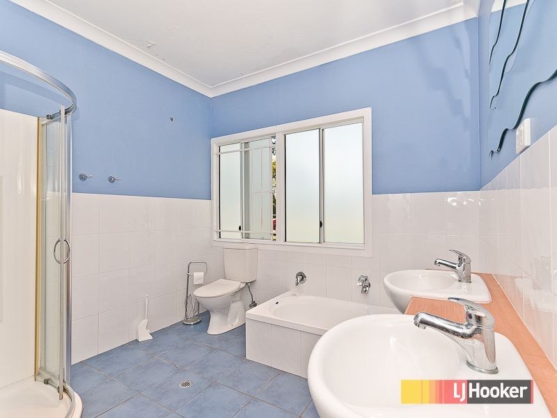 81 Miller Street, Chermside QLD 4032