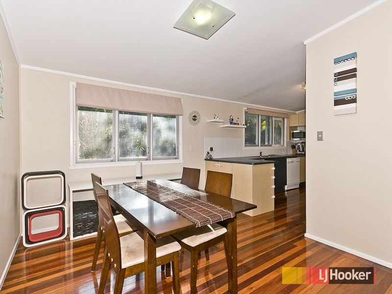 27 Narthanya Street, Chermside West QLD 4032