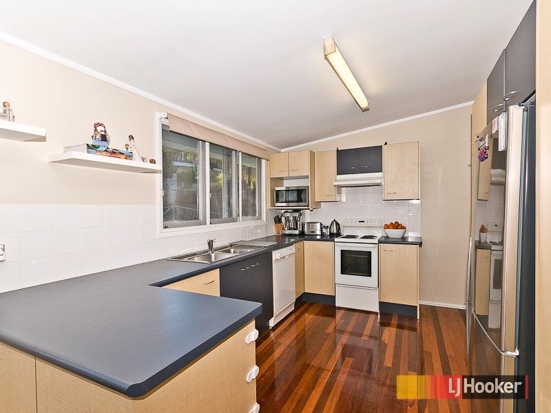 27 Narthanya Street, Chermside West QLD 4032