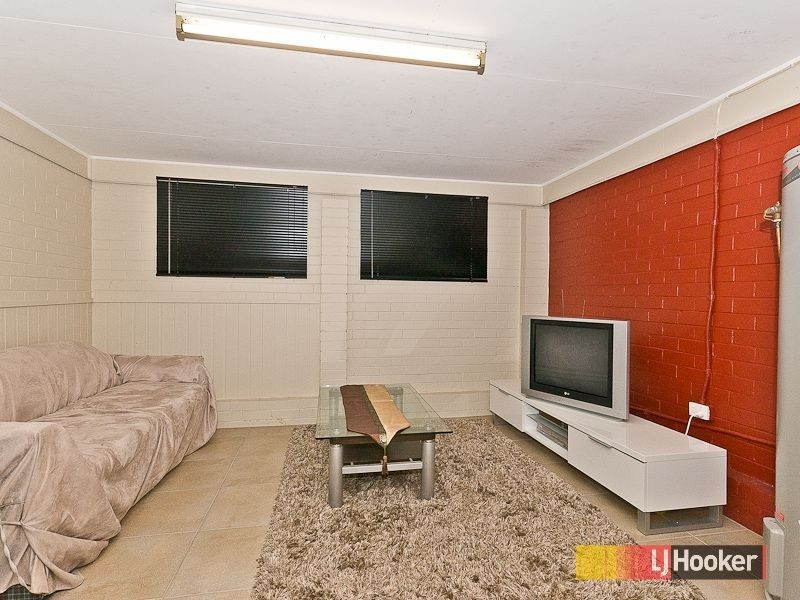 27 Narthanya Street, Chermside West QLD 4032