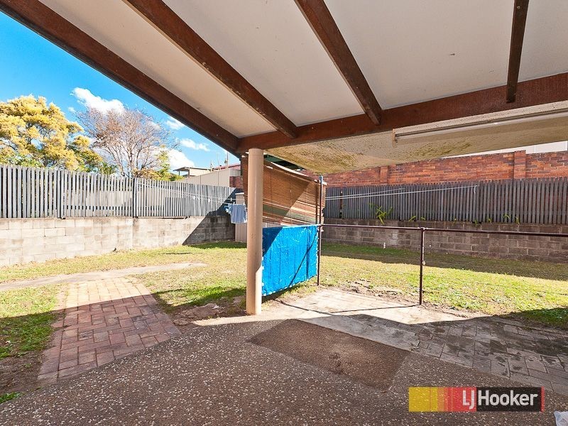 10 Whites Road, Chermside West QLD 4032