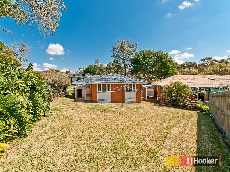 25 Cranbourne Street, Chermside West QLD 4032