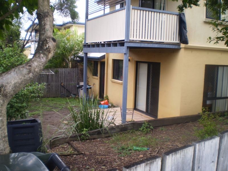 1/6 Rainey Street, Chermside QLD 4032