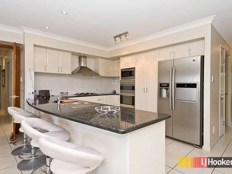 16 Trequanda Place, Bridgeman Downs QLD 4035