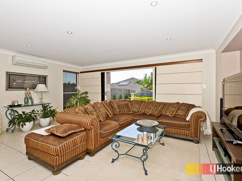 16 Trequanda Place, Bridgeman Downs QLD 4035