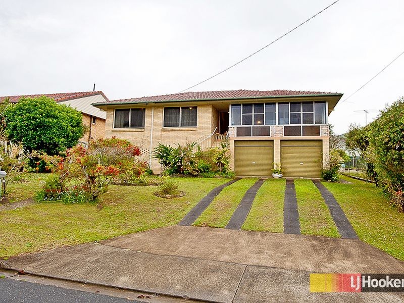 11 Pacific Street, Chermside West QLD 4032
