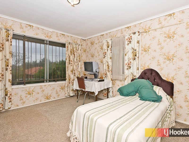11 Pacific Street, Chermside West QLD 4032