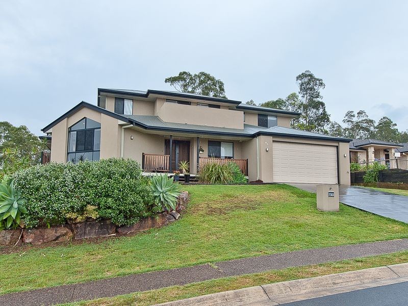 85 Hillenvale Avenue, Arana Hills QLD 4054