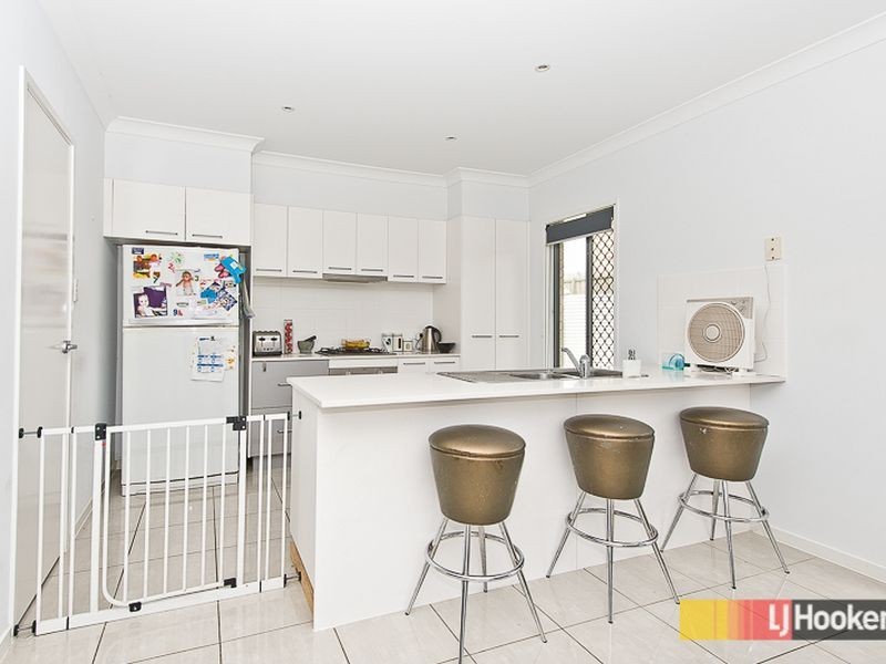 18 Castlewellan Circuit, Warner QLD 4500