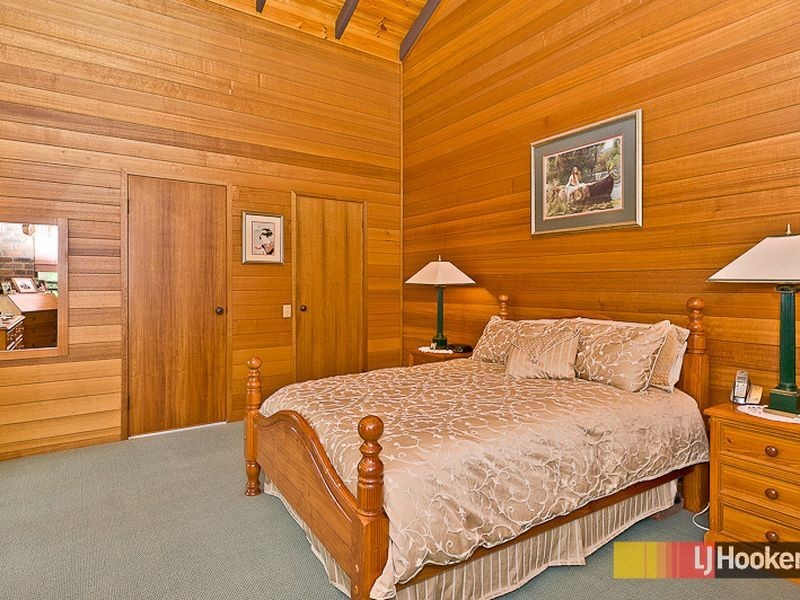 4 Quaver Court, Bridgeman Downs QLD 4035