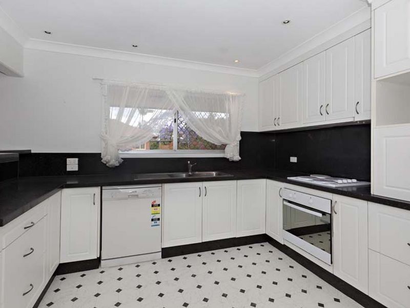 584 Robinson Road West, Aspley QLD 4034