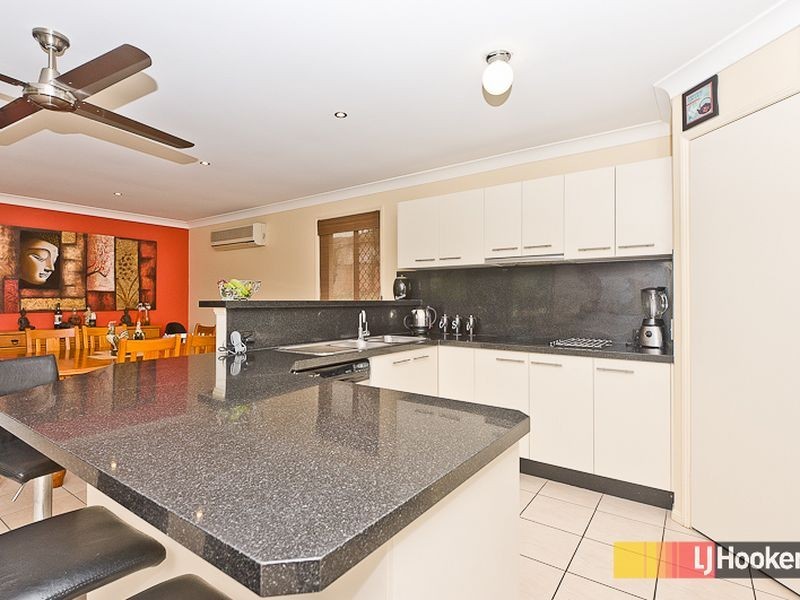 29 Snow Wood Drive, Eatons Hill QLD 4037