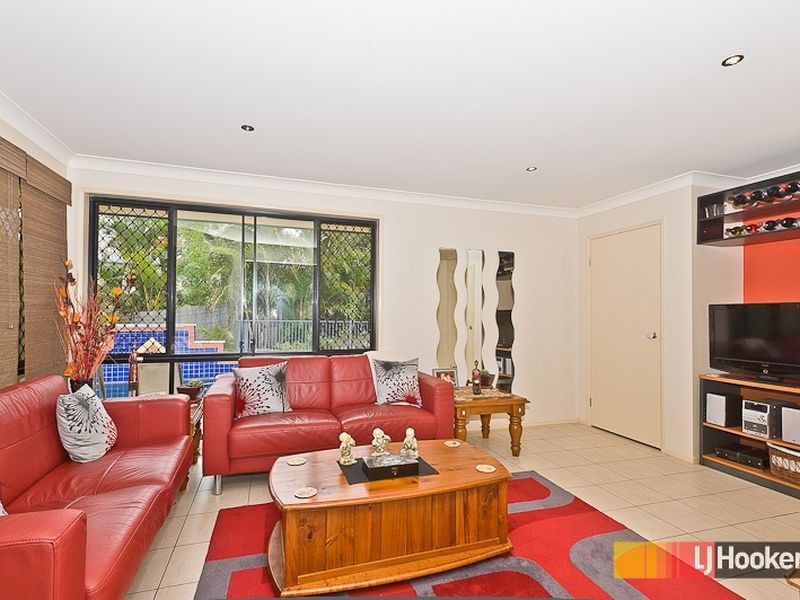 29 Snow Wood Drive, Eatons Hill QLD 4037