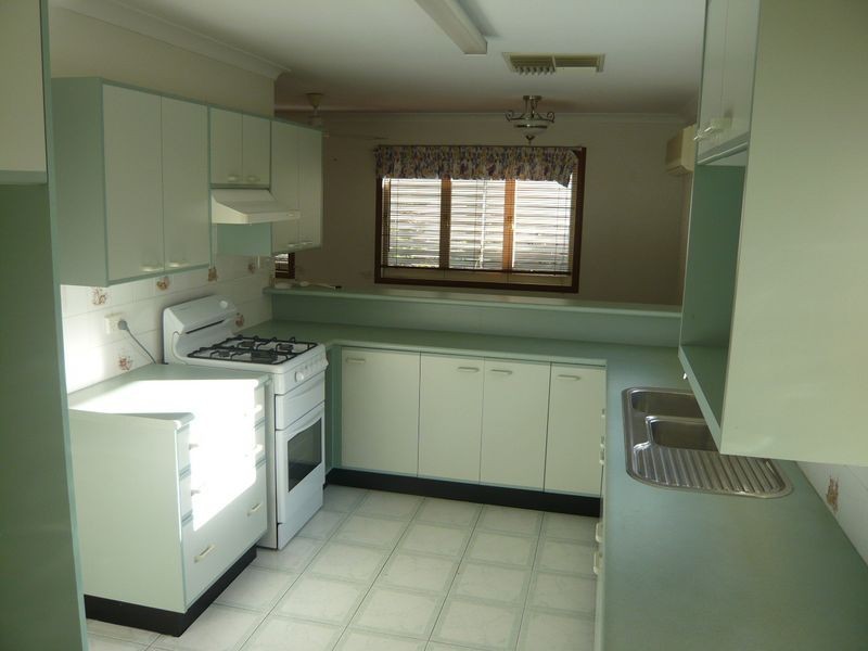 16 Lucan Avenue, Aspley QLD 4034