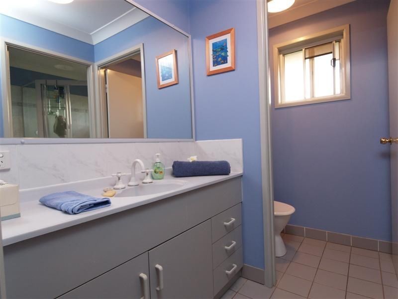 8 Narrabeen Road, Albany Creek QLD 4035