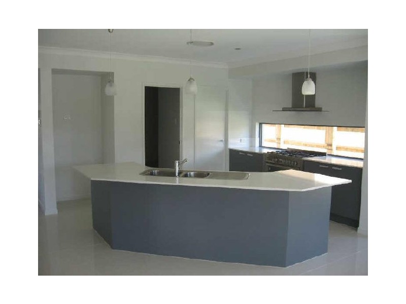 51 Canopus Street, Bridgeman Downs QLD 4035