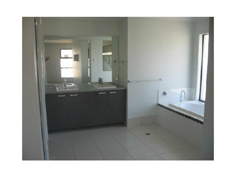 51 Canopus Street, Bridgeman Downs QLD 4035