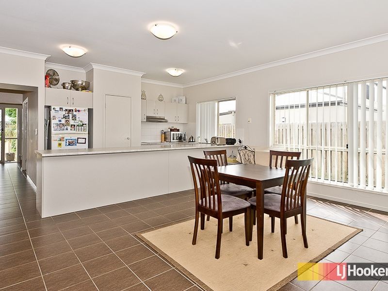 62 Petrie Crescent, Aspley QLD 4034