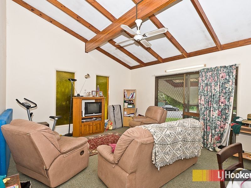 20 Whites Road, Chermside West QLD 4032