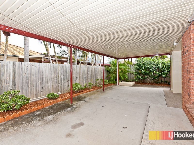 60 Azalea Crescent, Fitzgibbon QLD 4018