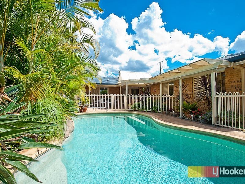 114 Faheys Road West, Albany Creek QLD 4035