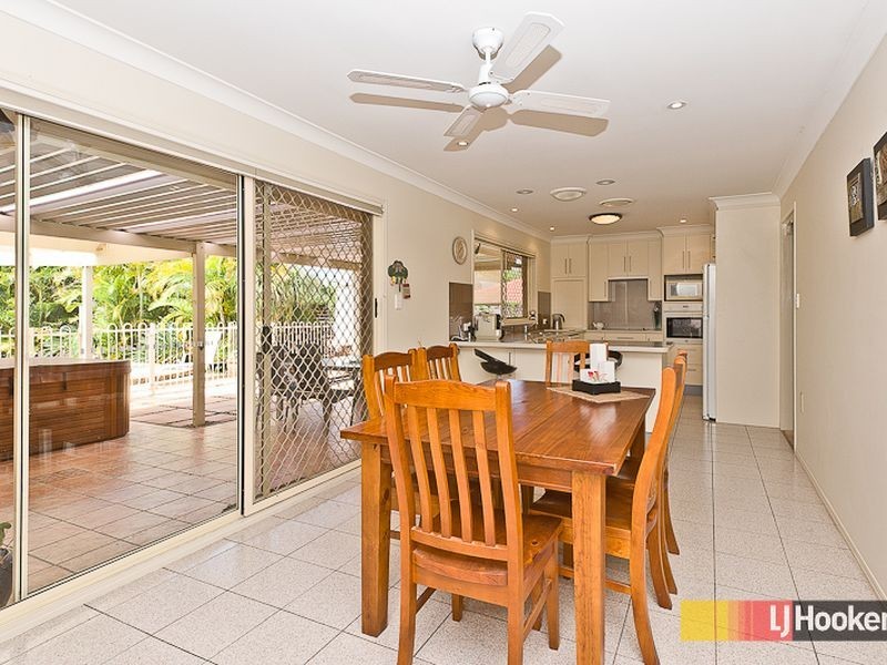 114 Faheys Road West, Albany Creek QLD 4035