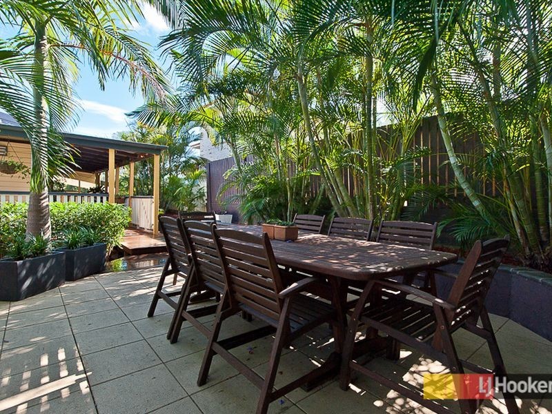 15 Eastbourne Street, Chermside West QLD 4032