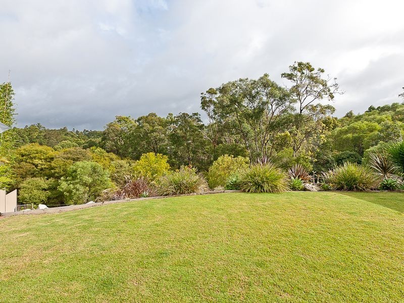 4 Colin Place, Cashmere QLD 4500