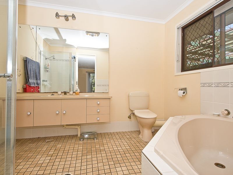 5 Somers Street, Cashmere QLD 4500