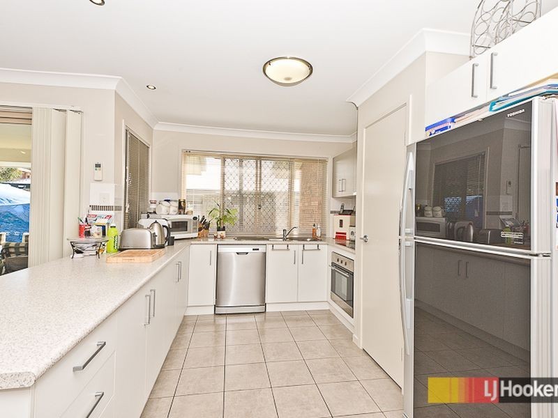 2 Harrison Street, Bracken Ridge QLD 4017