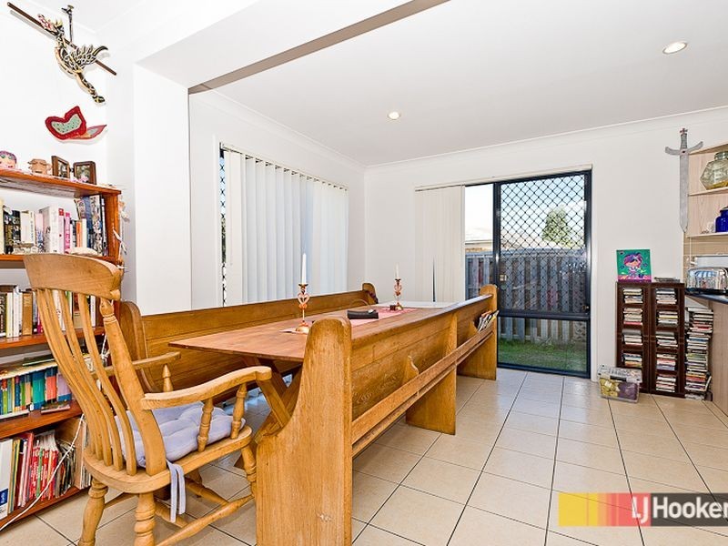 9 Acacia Crescent, Kallangur QLD 4503