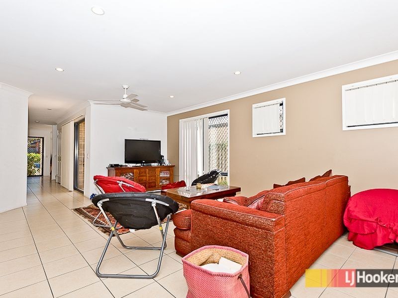 9 Acacia Crescent, Kallangur QLD 4503