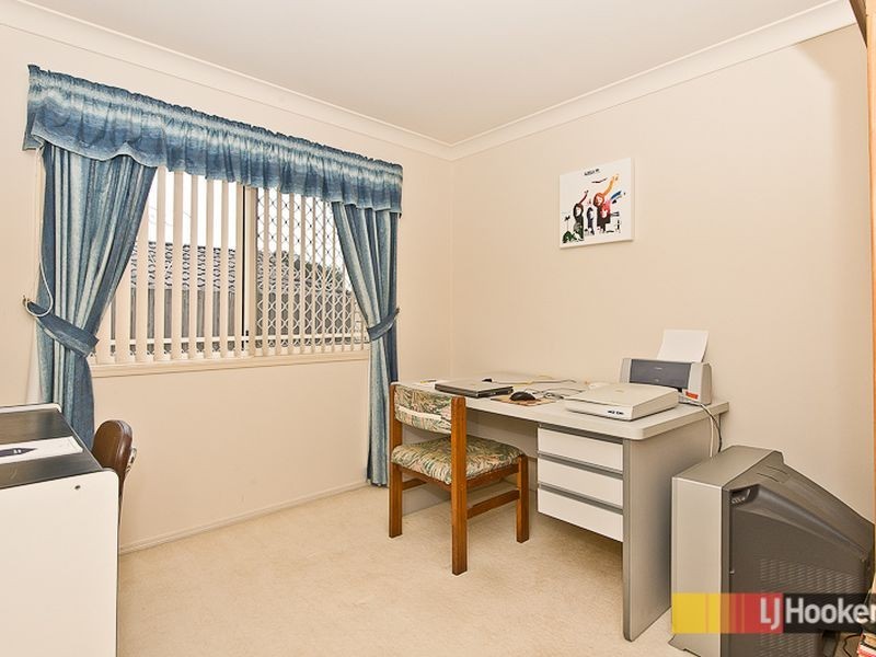72 Streisand Drive, Mcdowall QLD 4053