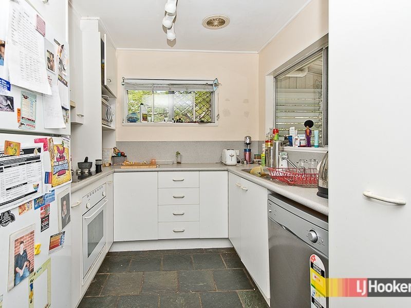 23 Pylara Crescent, Ferny Hills QLD 4055