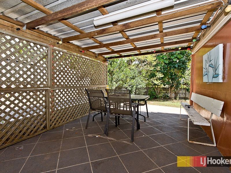 23 Pylara Crescent, Ferny Hills QLD 4055