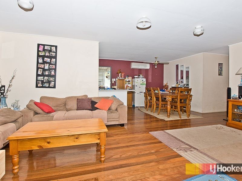23 Pylara Crescent, Ferny Hills QLD 4055