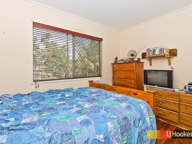 23 Pylara Crescent, Ferny Hills QLD 4055