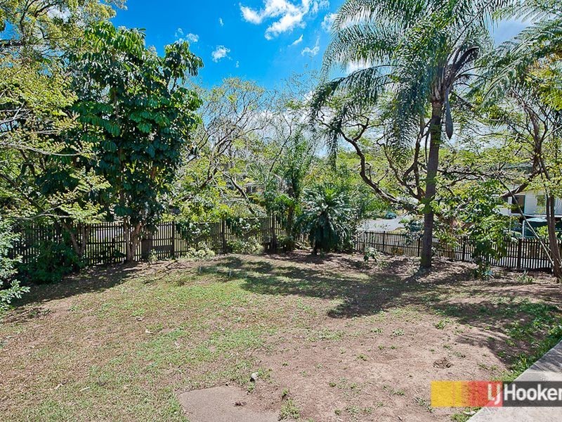 23 Pylara Crescent, Ferny Hills QLD 4055