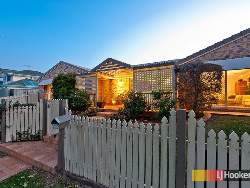 4 Allira Crescent, Carseldine QLD 4034