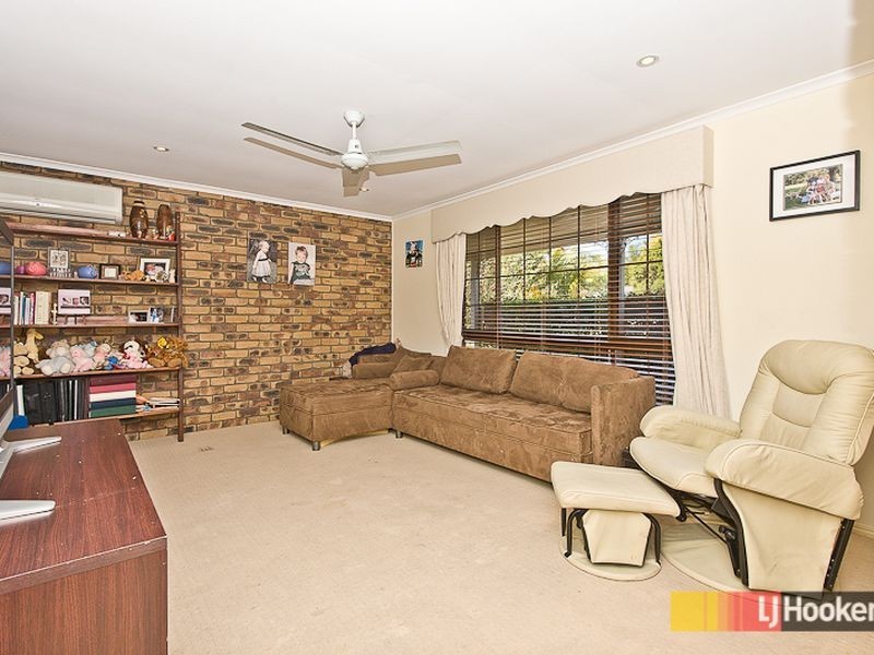 1 Eucalyptus Place, Albany Creek QLD 4035