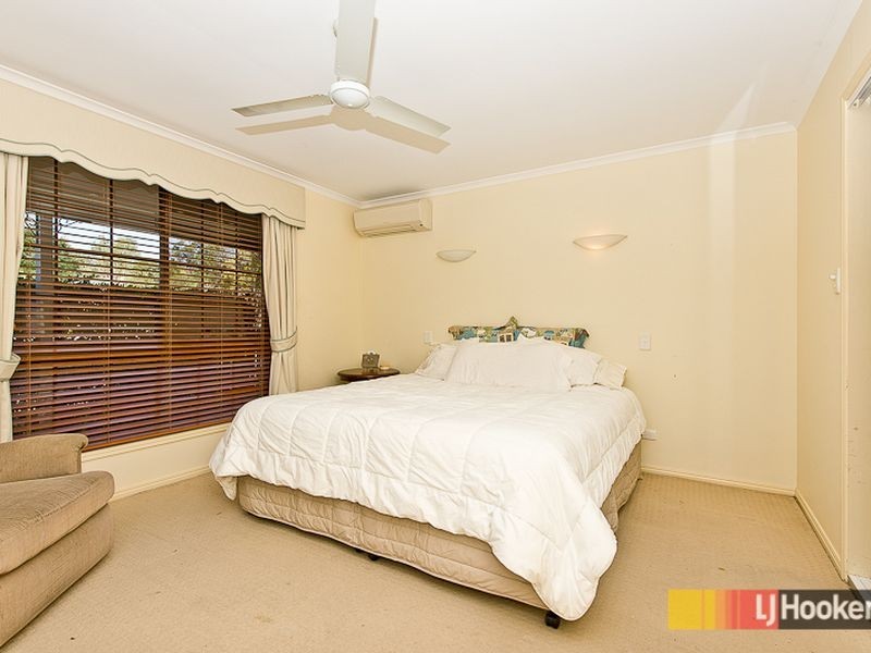 1 Eucalyptus Place, Albany Creek QLD 4035