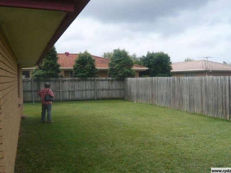 2/61 Hibiscus Circuit, Fitzgibbon QLD 4018