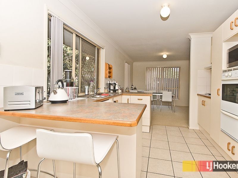 25 Azalea Crescent, Fitzgibbon QLD 4018